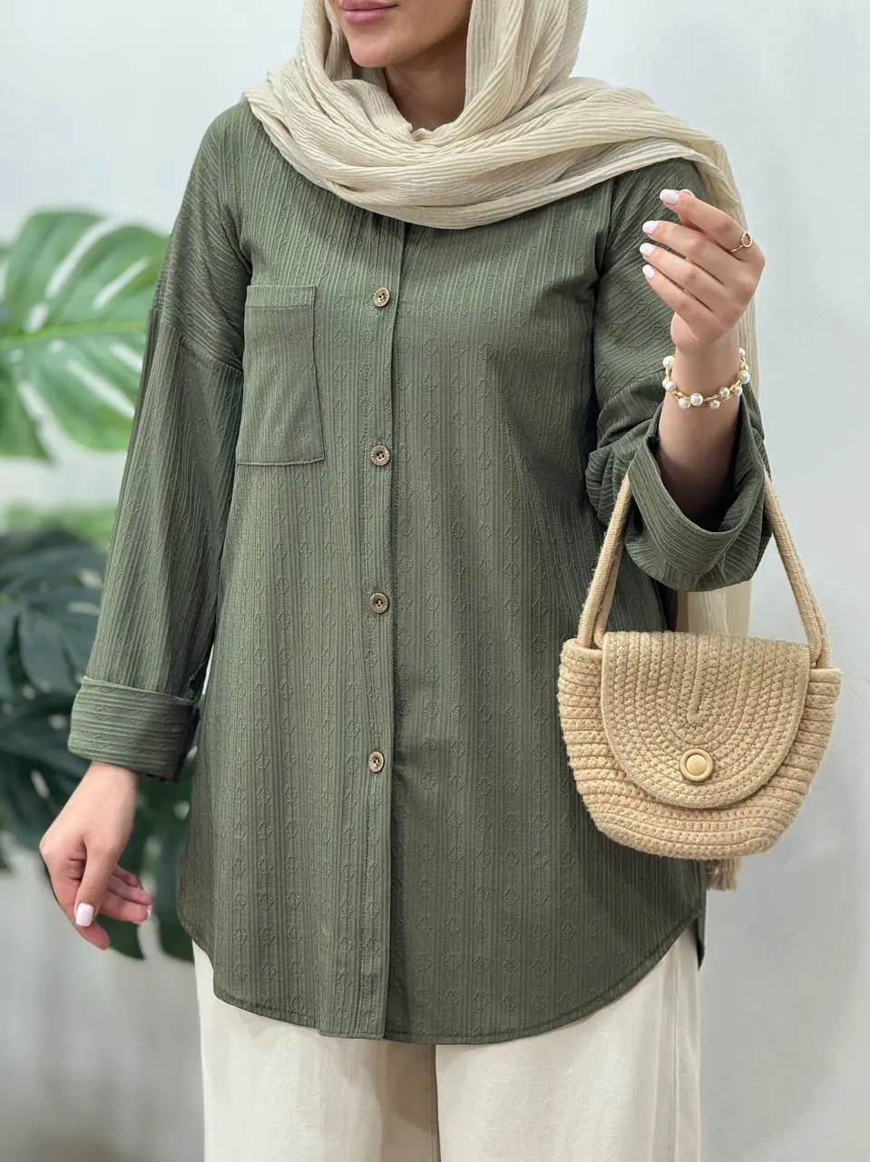 مانتو جلو دکمه عطرین